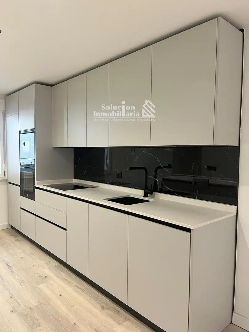 Küche von Wohnung zum Verkauf in Salamanca mit Heizung, Terrasse und Möbliert