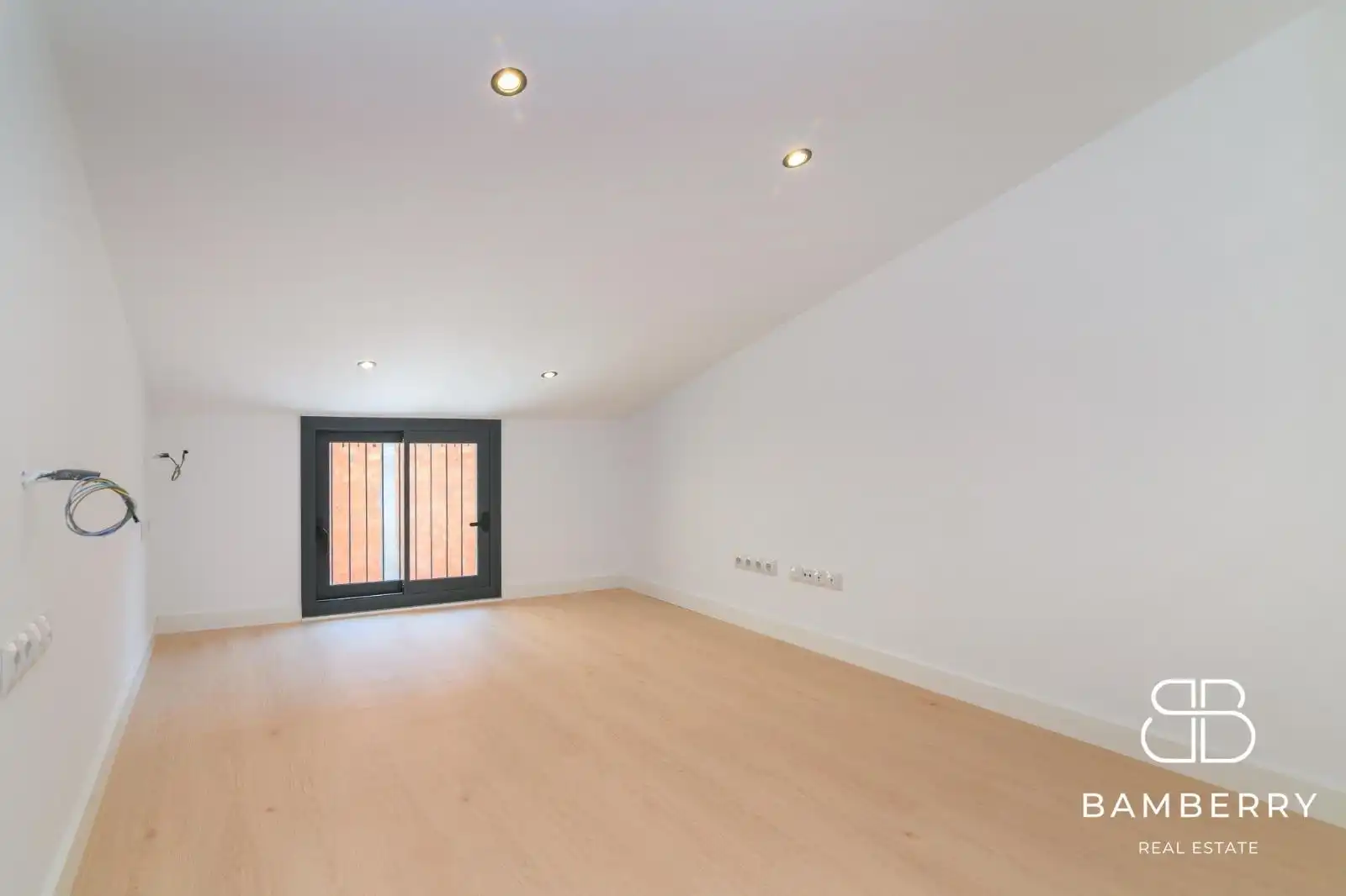 Àtic en venda en Sant Boi de Llobregat amb Parquet