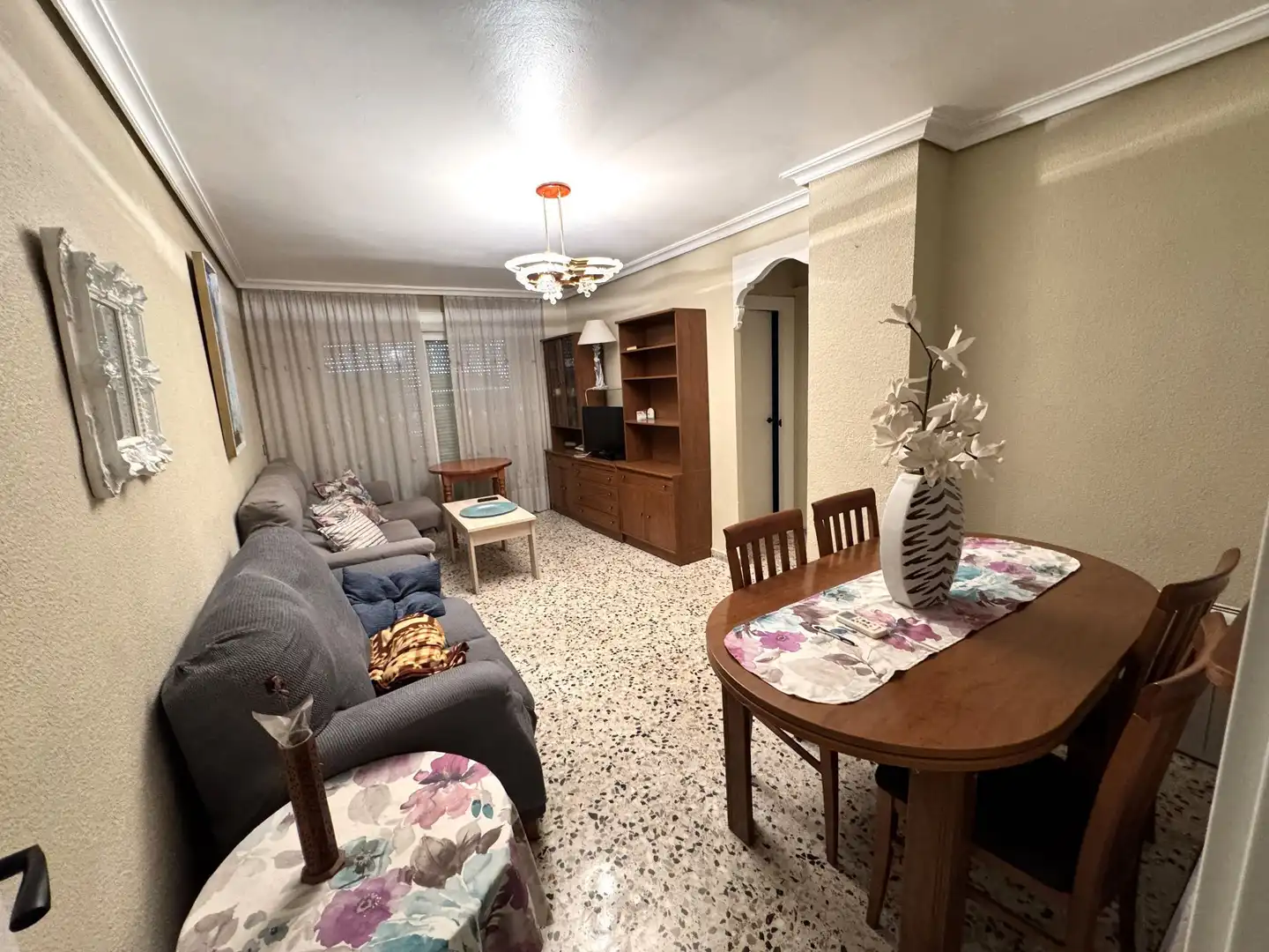 Living room of Flat for rent in Benidorm  with Air Conditioner, Terrace and Furnished