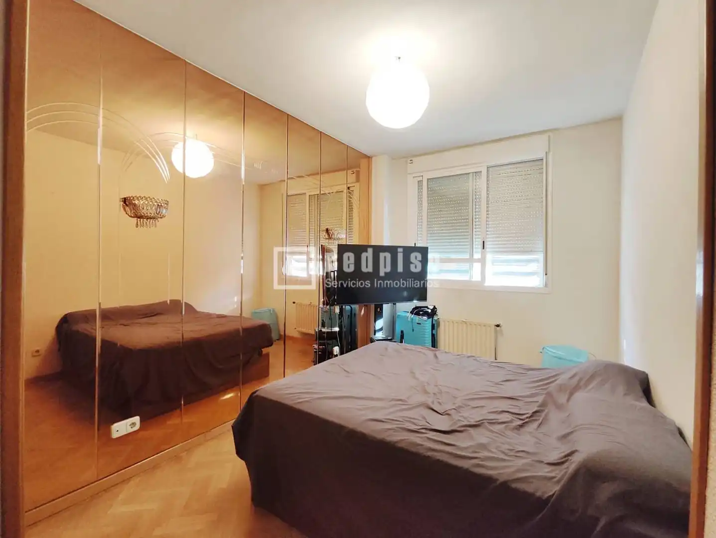 Schlafzimmer von Wohnung zur Miete in Madrid mit Heizung, Privatgarten und Schwimmbad