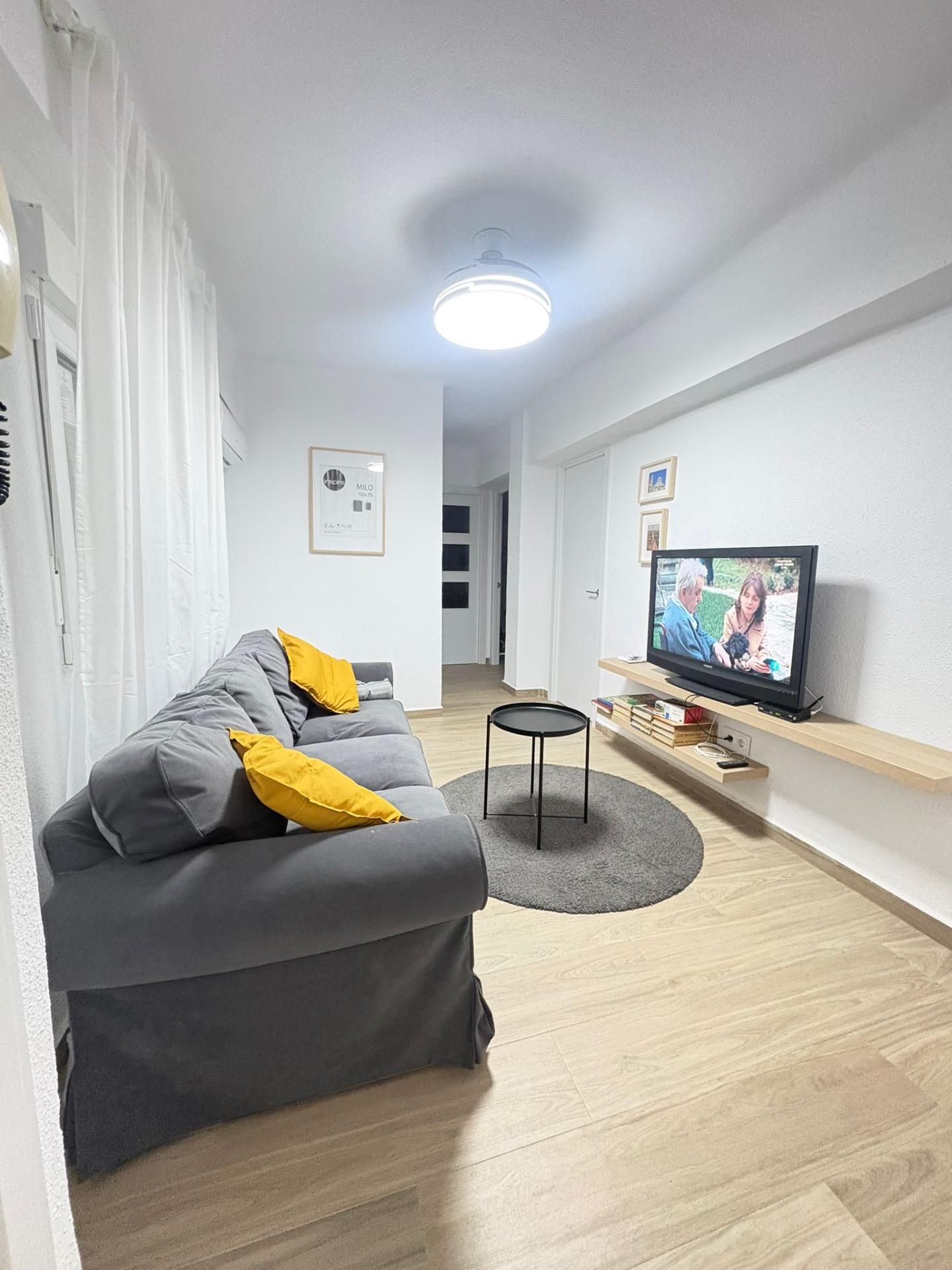 Sala de estar de Piso de alquiler en  Murcia Capital con Aire acondicionado y Amueblado