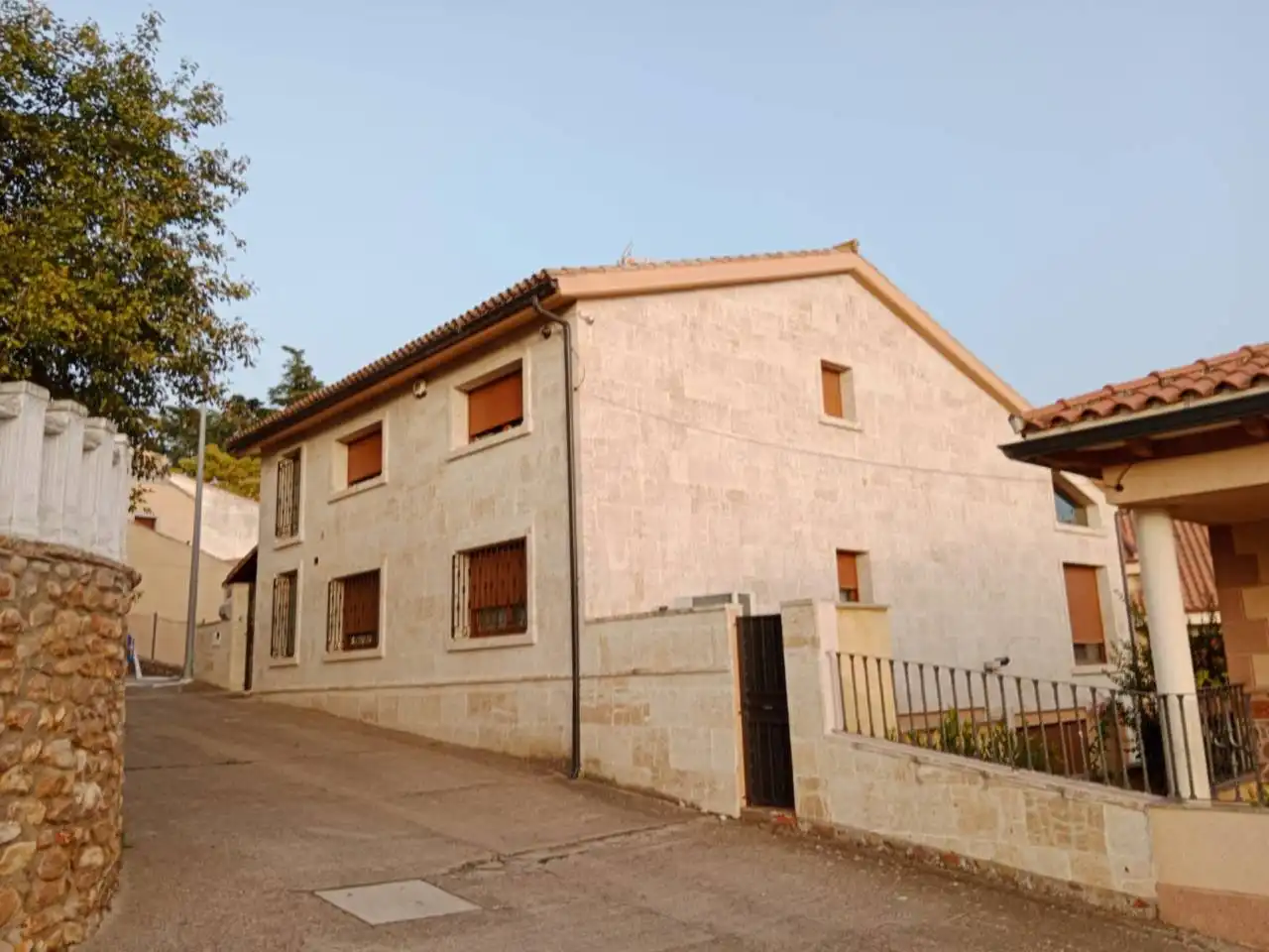 Detached house with garden for sale in Calle SANTA AGUEDA, imagen 4