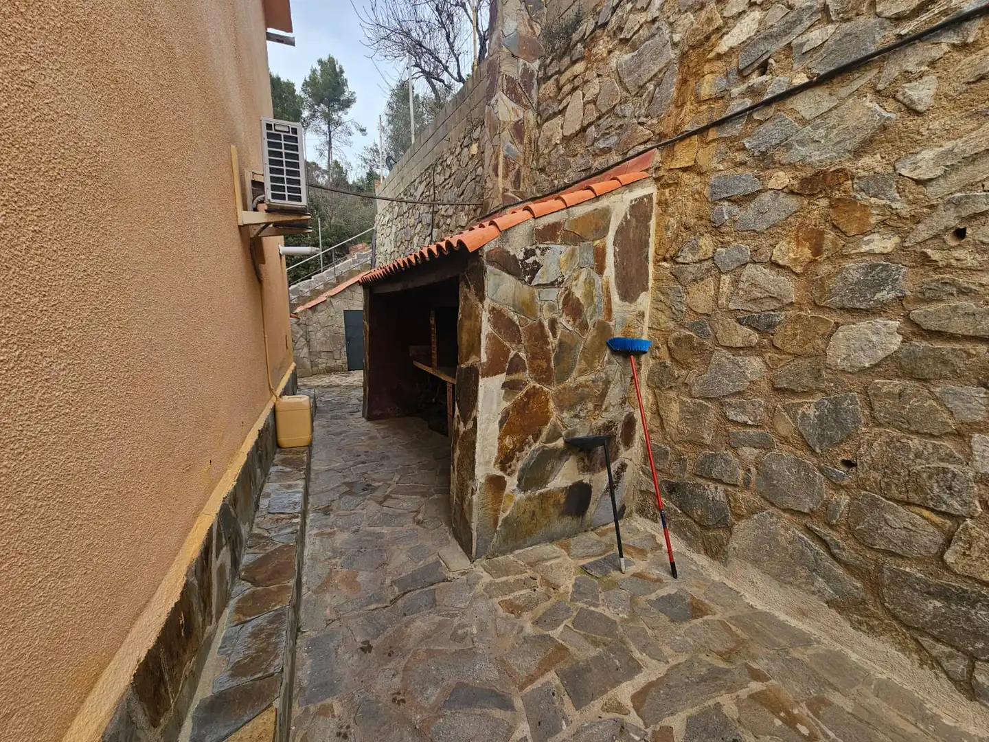 Terrassa de Casa o xalet en venda en Rubí amb Aire condicionat, Calefacció i Jardí privat