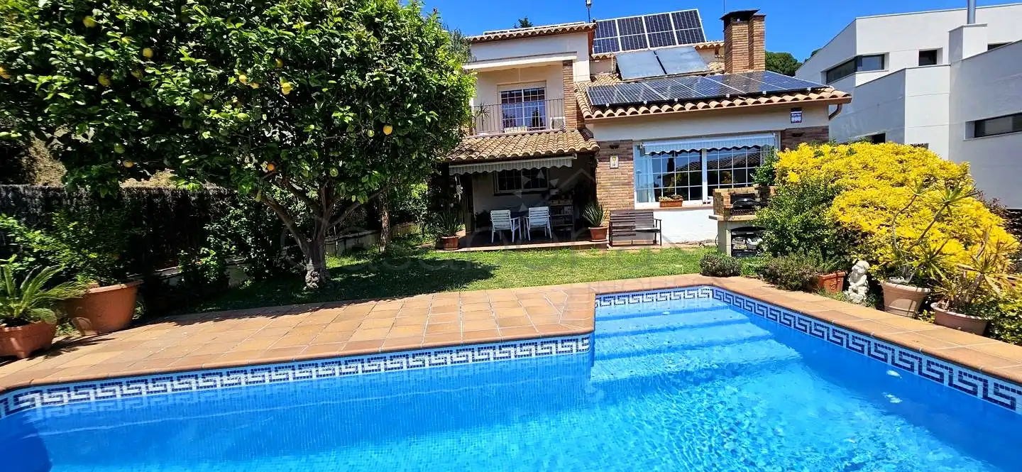 Casa o xalet de lloguer a Canet de Mar