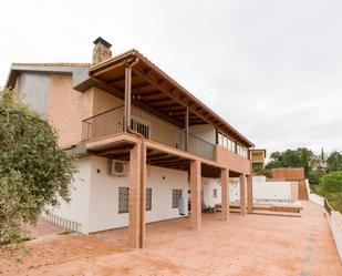 Vista exterior de Casa o xalet en venda en Méntrida amb Calefacció, Terrassa i Traster