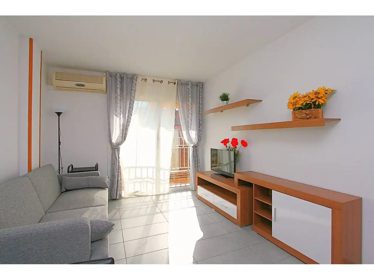 Sala de estar de Piso en venta en Lloret de Mar con Aire acondicionado, Calefacción y Terraza