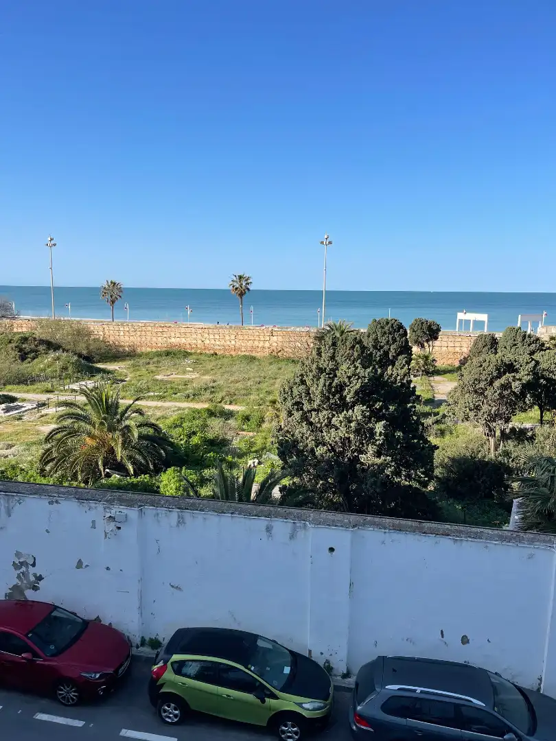 Wohnung zum Verkauf in Cádiz mit Heizung, Möbliert und Ofen