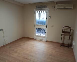 Flat to rent in Getafe  with Heating