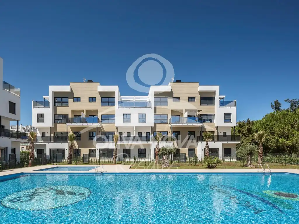 Vista exterior de Apartament en venda en Oliva amb Aire condicionat, Jardí privat i Piscina
