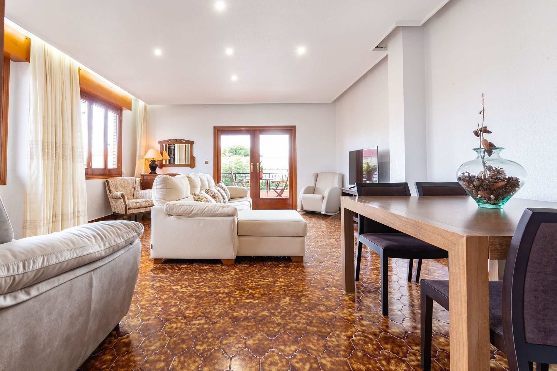 Sala d'estar de Casa o xalet en venda en  Murcia Capital amb Aire condicionat, Jardí privat i Terrassa
