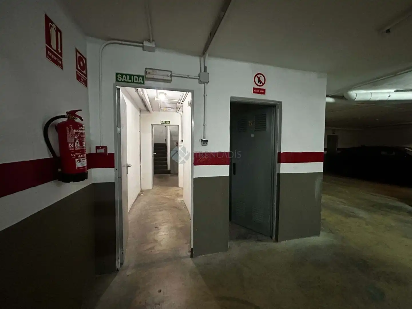 Storage room for sale in Montichelvo, Mont-Olivet