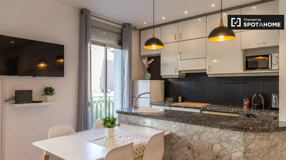 Küche von Wohnung zur Miete in Barcelona mit Klimaanlage, Heizung und Möbliert