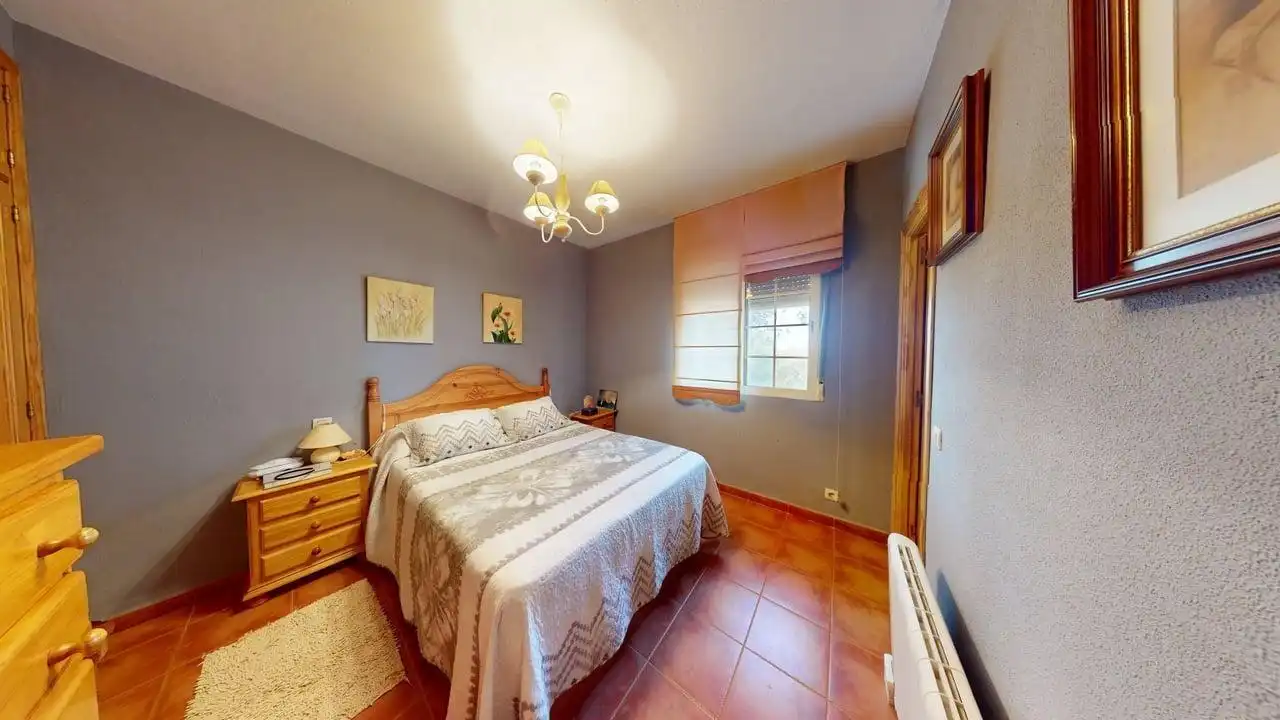 Detached house with terrace for sale in Calle Nueva Sierra, imagen 9
