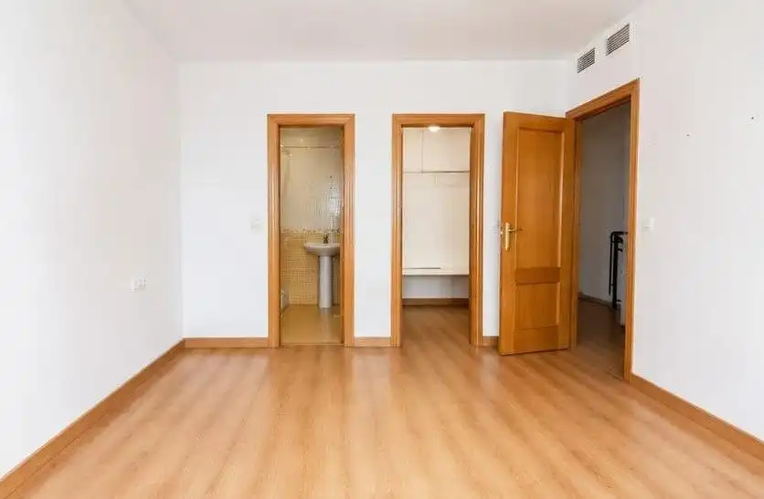 Schlafzimmer von Einfamilien-Reihenhaus zum Verkauf in Las Gabias