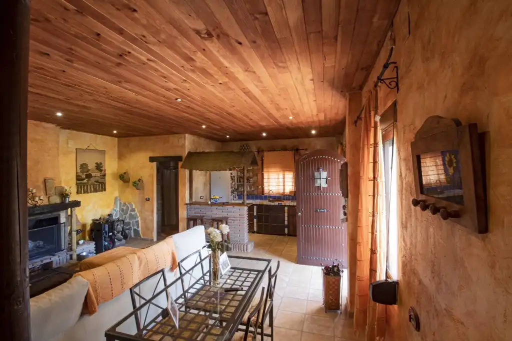 Casa rústica con piscina en venta en Riogordo, imagen 17