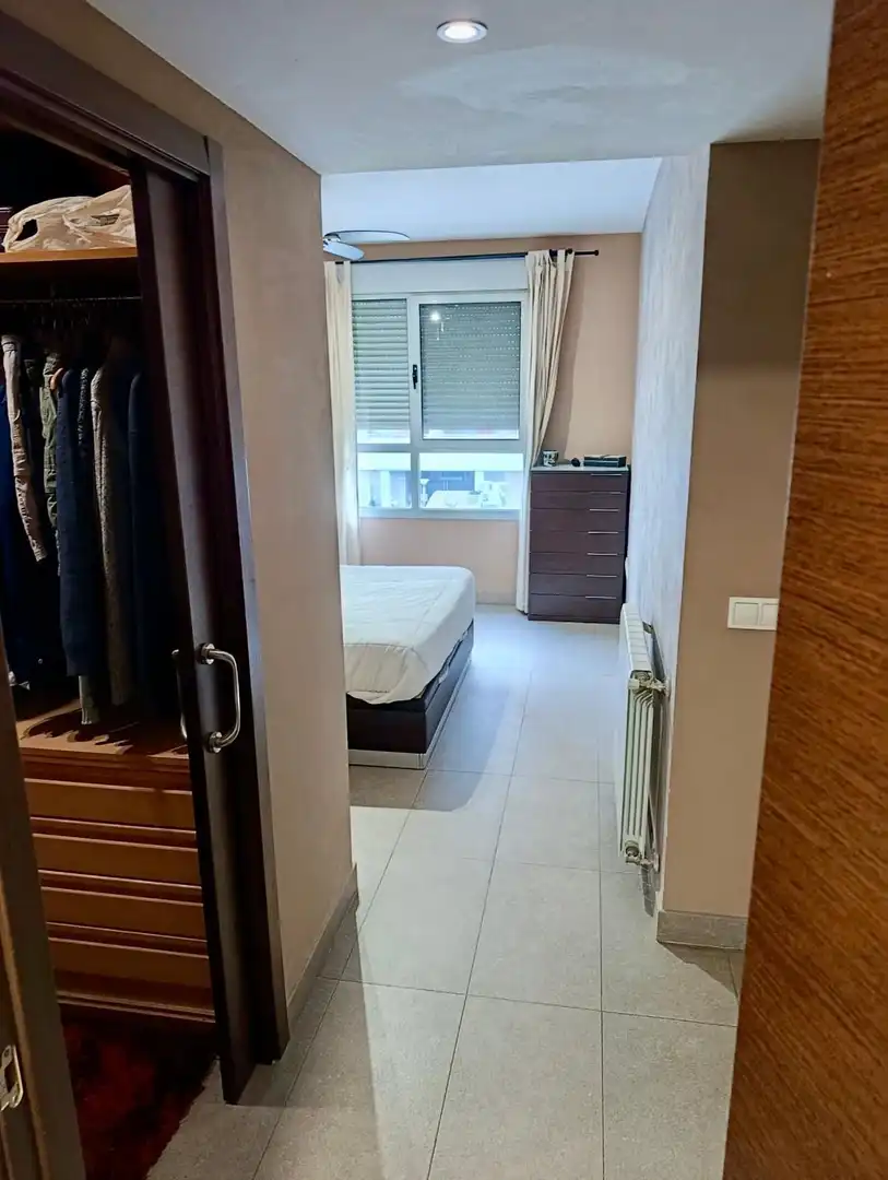 Schlafzimmer von Wohnung zum Verkauf in Burjassot mit Klimaanlage, Abstellraum und Möbliert