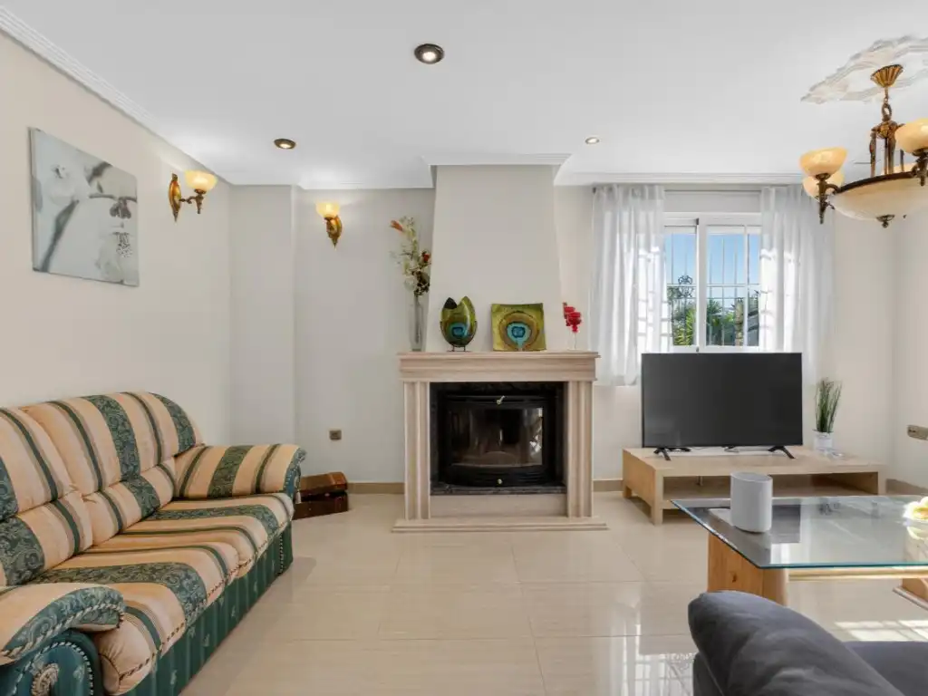 Sala de estar de Casa o chalet en venta en Orihuela con Jardín privado y Piscina