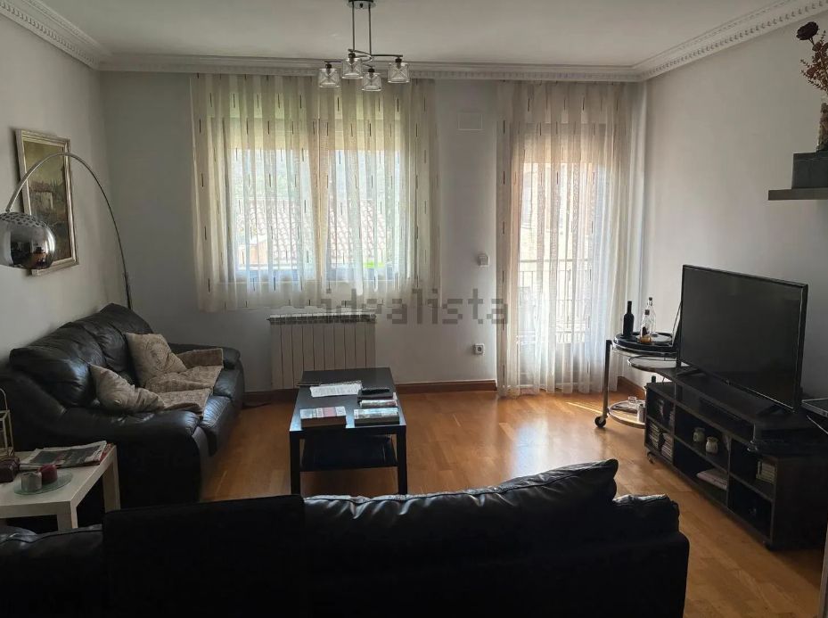Living room of Flat to rent in Salamanca Capital  with Heating, Furnished and Oven