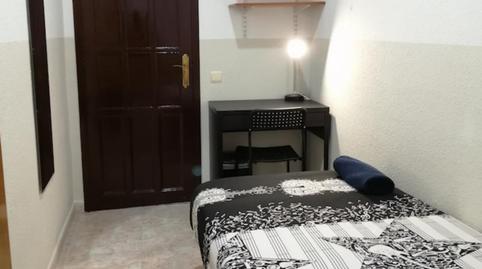 Foto 3 de Apartament per a compartir a El Camp de l'Arpa del Clot,  Barcelona Capital