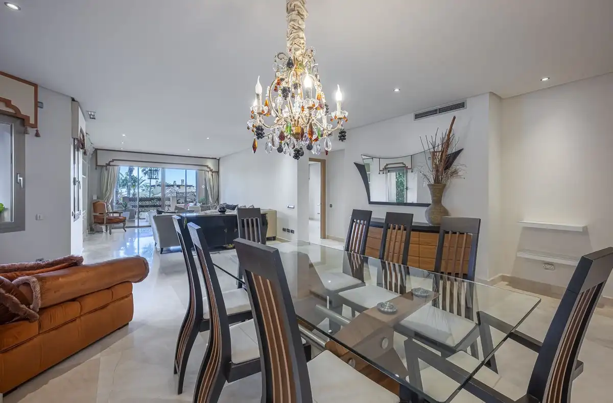 Piso con ascensor en venta en Milla de Oro, imagen 11