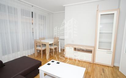 Dormitori de Apartament en venda en Castro-Urdiales amb Parquet, Moblat i Forn