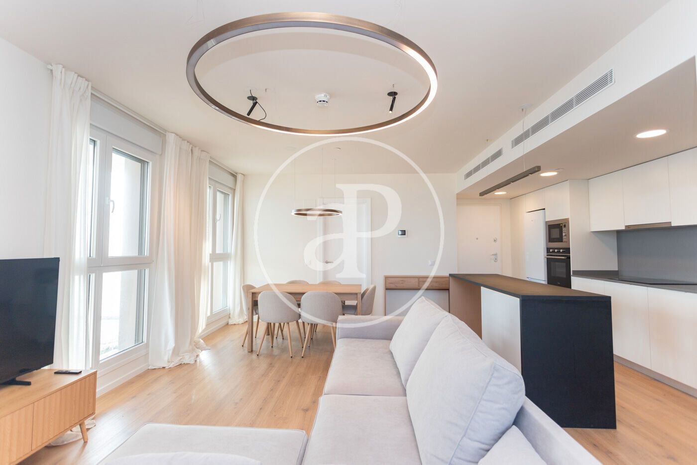 Flat to rent in Ronda Barceló, Eixample