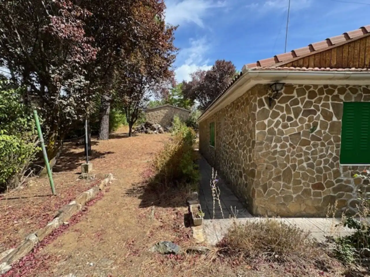Vista exterior de Casa o chalet en venta en Villavieja del Lozoya con Calefacción, Terraza y Piscina