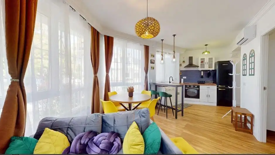 Menjador de Apartament en venda en Nerja amb Aire condicionat