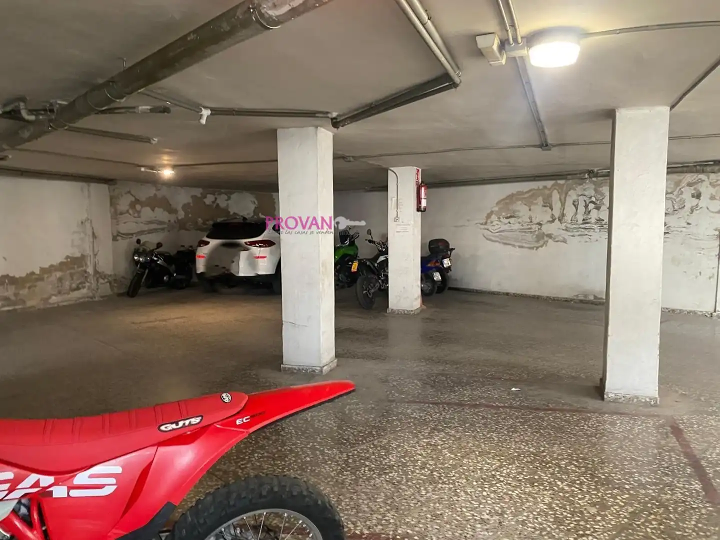 Parking de Garaje en venta en Petrer
