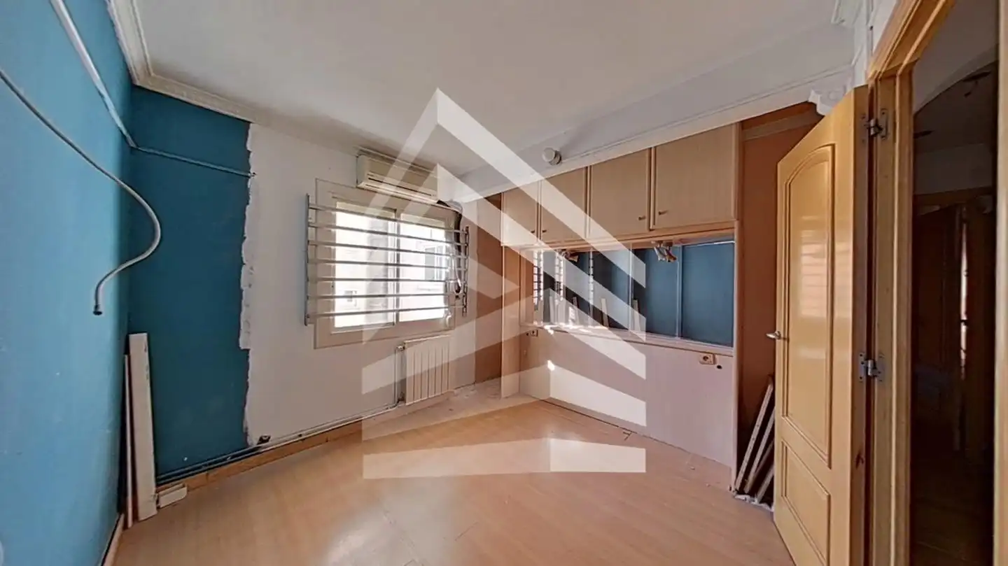 Schlafzimmer von Dachboden zum Verkauf in Estruch - Eixample