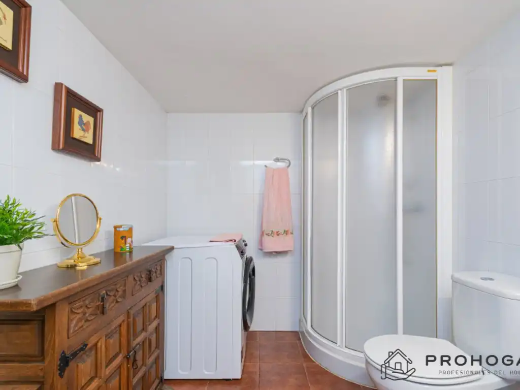Baño de Casa adosada en venta en Colmenar Viejo con Amueblado y Domótica