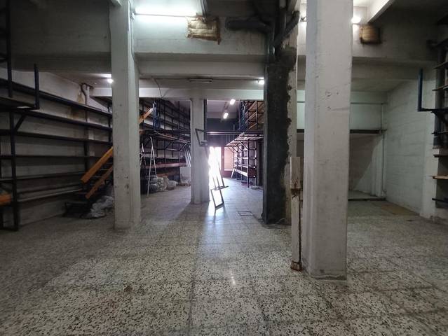 Local comercial en Alquiler en Cuatro Caminos - Plaza de la Cubela