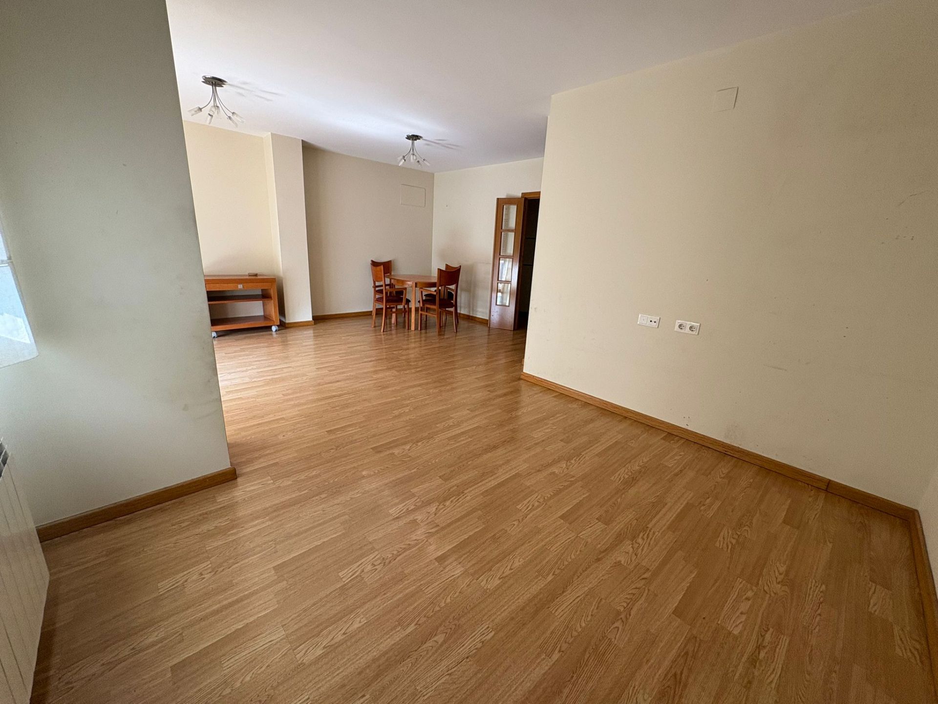 Living room of Flat for sale in  Lleida Capital  with Air Conditioner, Heating and Parquet flooring