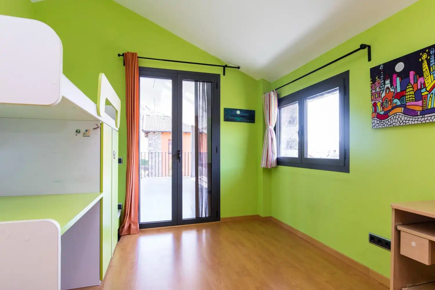 Habitación de Casa o chalet en venta en Boltaña con Aire acondicionado, Calefacción y Jardín privado