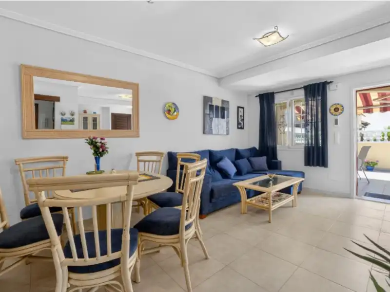 Casa aparellada amb terrassa en venda a Nueva Torrevieja - Aguas Nuevas, imagen 12