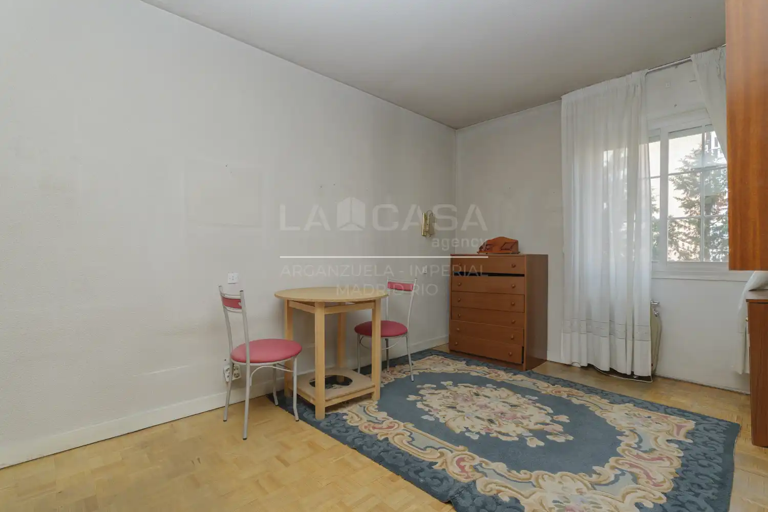 Habitación de Piso en venta en Madrid con Calefacción y Terraza
