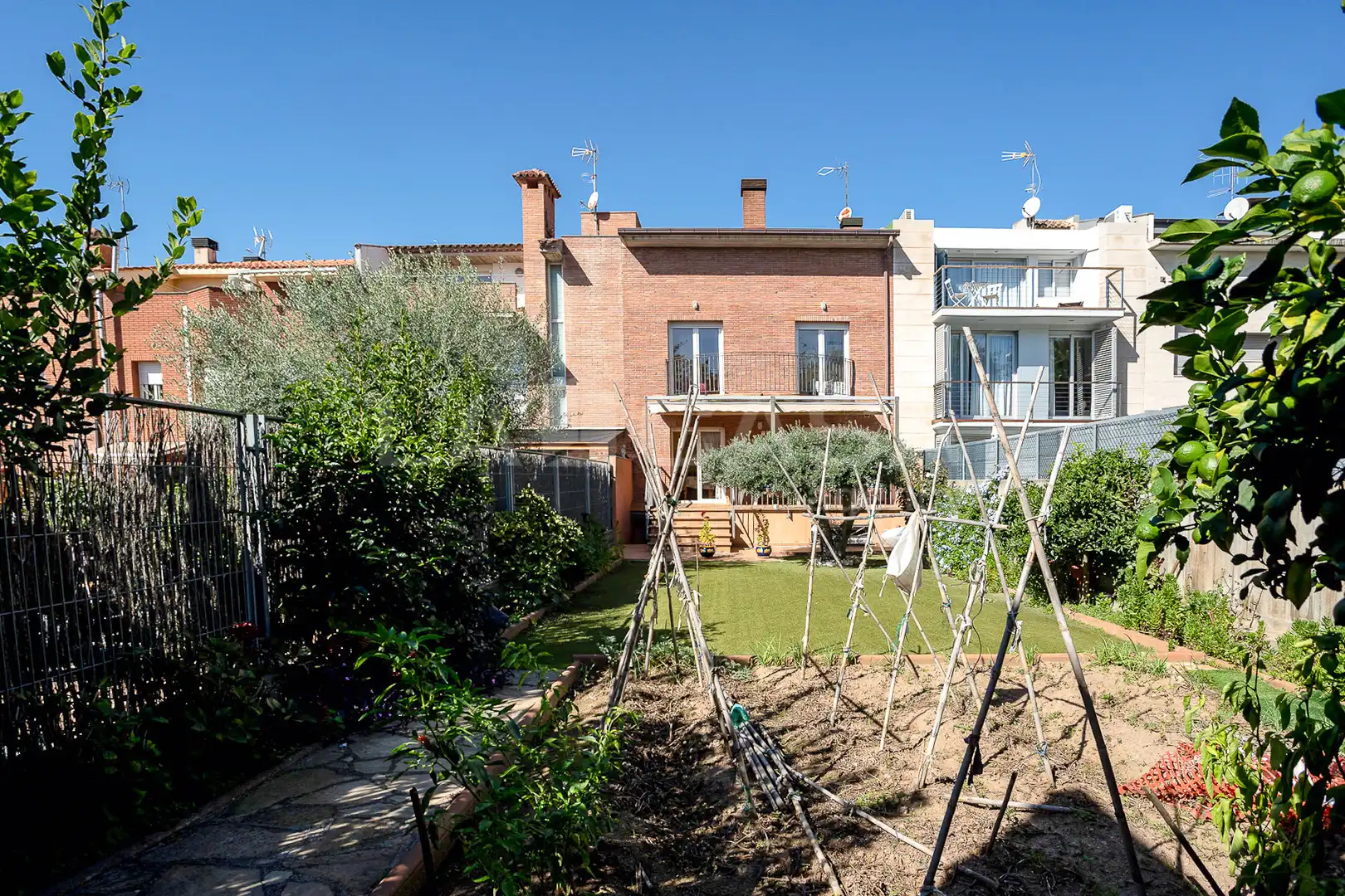 Adosado con terraza en venta en Carrer del Brasil, imagen 85