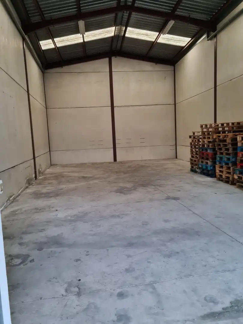 Aparcament de Nau industrial en venda en Alhaurín de la Torre