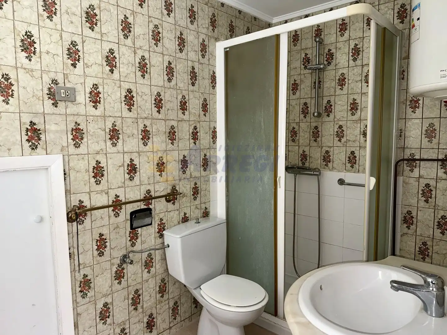Bathroom of Flat for sale in Eibar