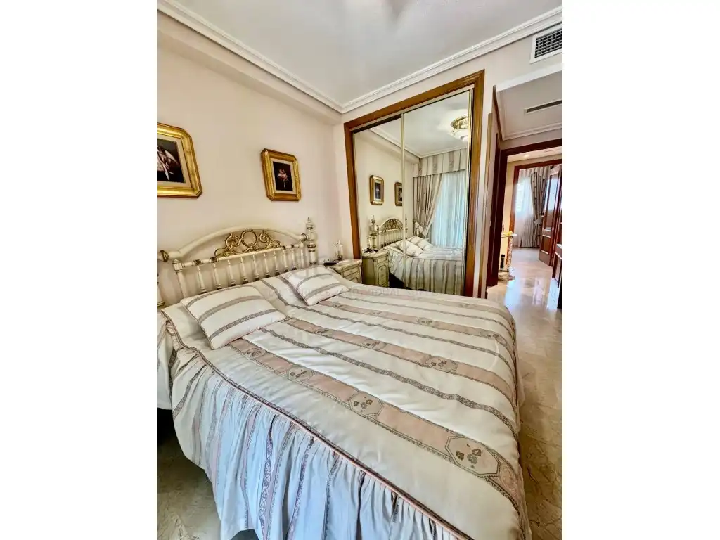 Habitación de Piso en venta en Benidorm
