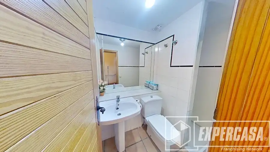 Baño de Casa o chalet en venta en Burjassot con Aire acondicionado, Calefacción y Terraza