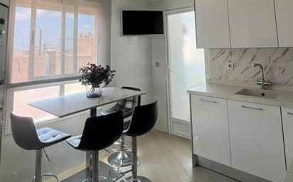 Kitchen of Flat for sale in Elche / Elx  with Air Conditioner, Heating and Balcony