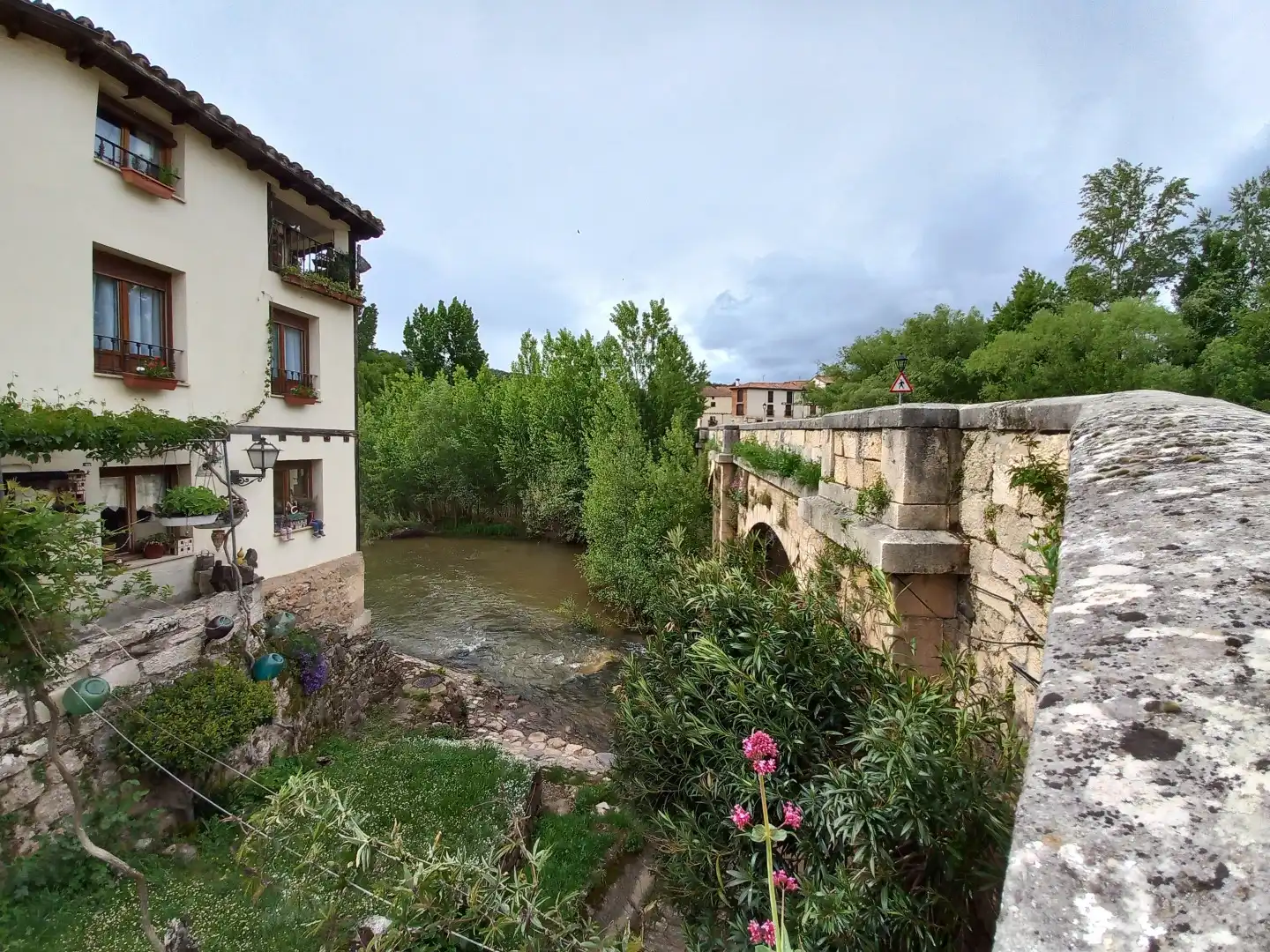 Vista exterior de Finca rústica en venta en Covarrubias con Jardín privado y Trastero