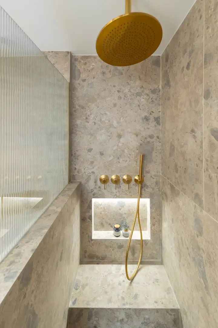 Baño de Piso en venta en Madrid con Aire acondicionado, Calefacción y Parquet