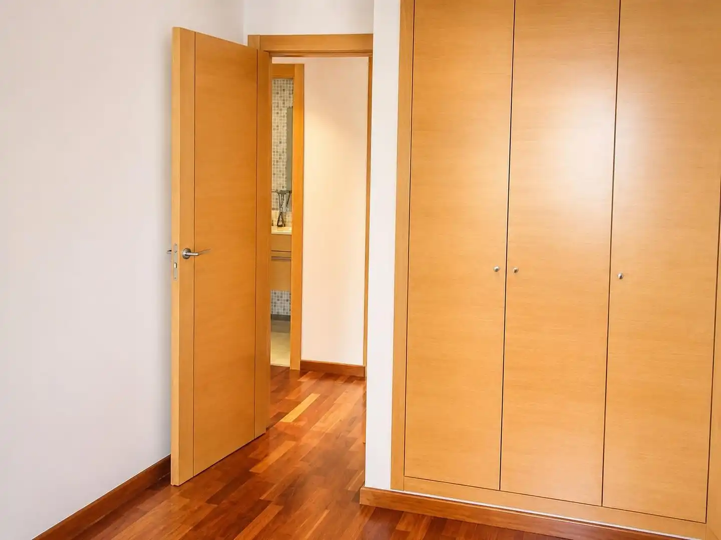 Wohnung zur Miete in Elche / Elx mit Parkett, Terrasse und Abstellraum