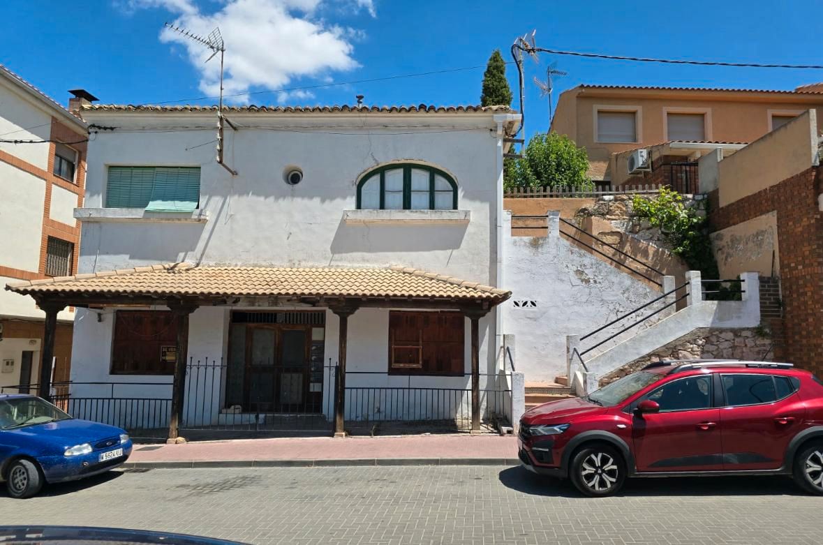 Exterior view of House or chalet for sale in Jadraque  with Heating, Terrace and Oven