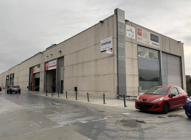 Nave industrial en Venta en Av Santa Eulalia en Polígon Industrial Santa Margarida