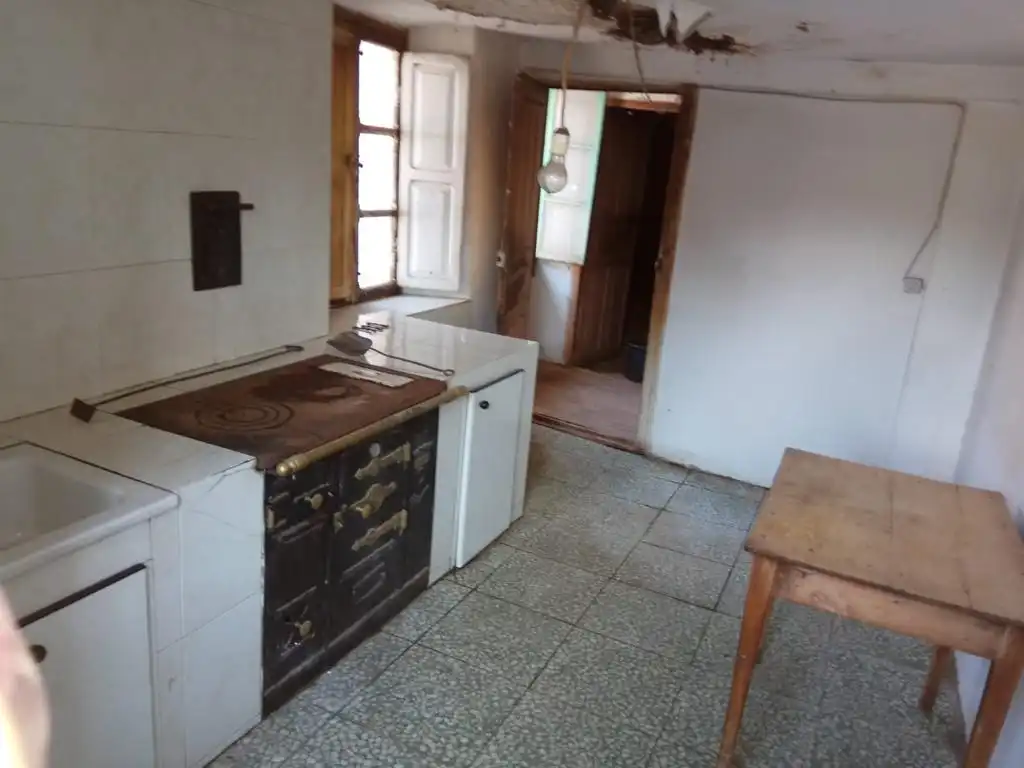 Cuina de Casa adosada en venda en Valderredible amb Jardí privat, Terrassa i Traster