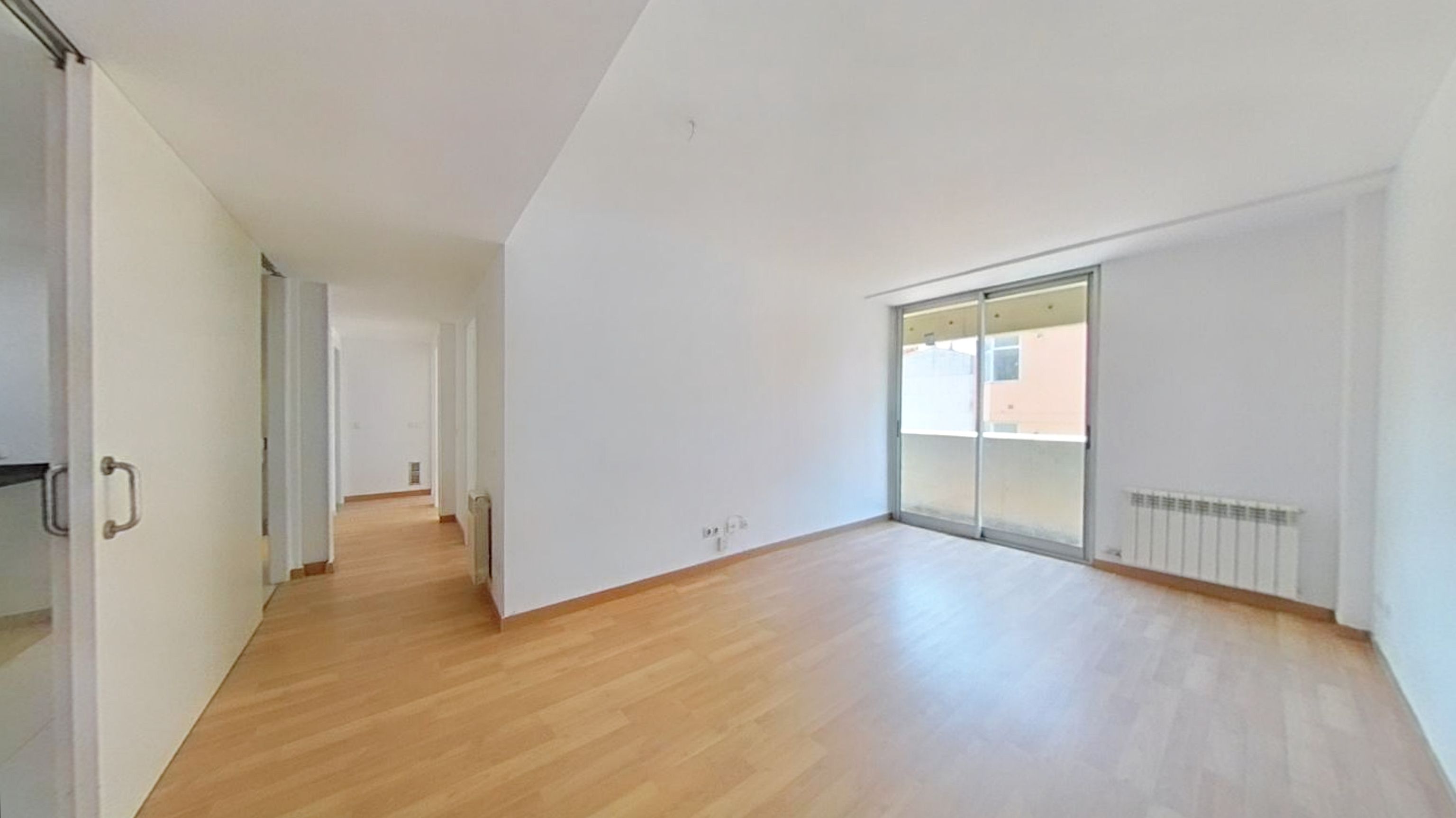 Living room of Flat for sale in Girona Capital  with Heating, Terrace and Washing machine