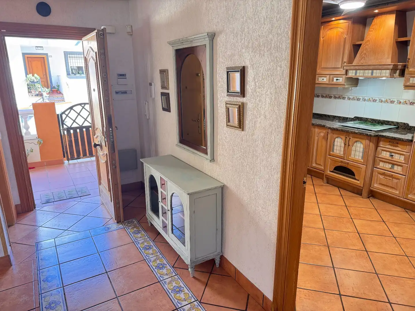 Casa adosada en venda en Roquetas de Mar amb Aire condicionat, Terrassa i Traster